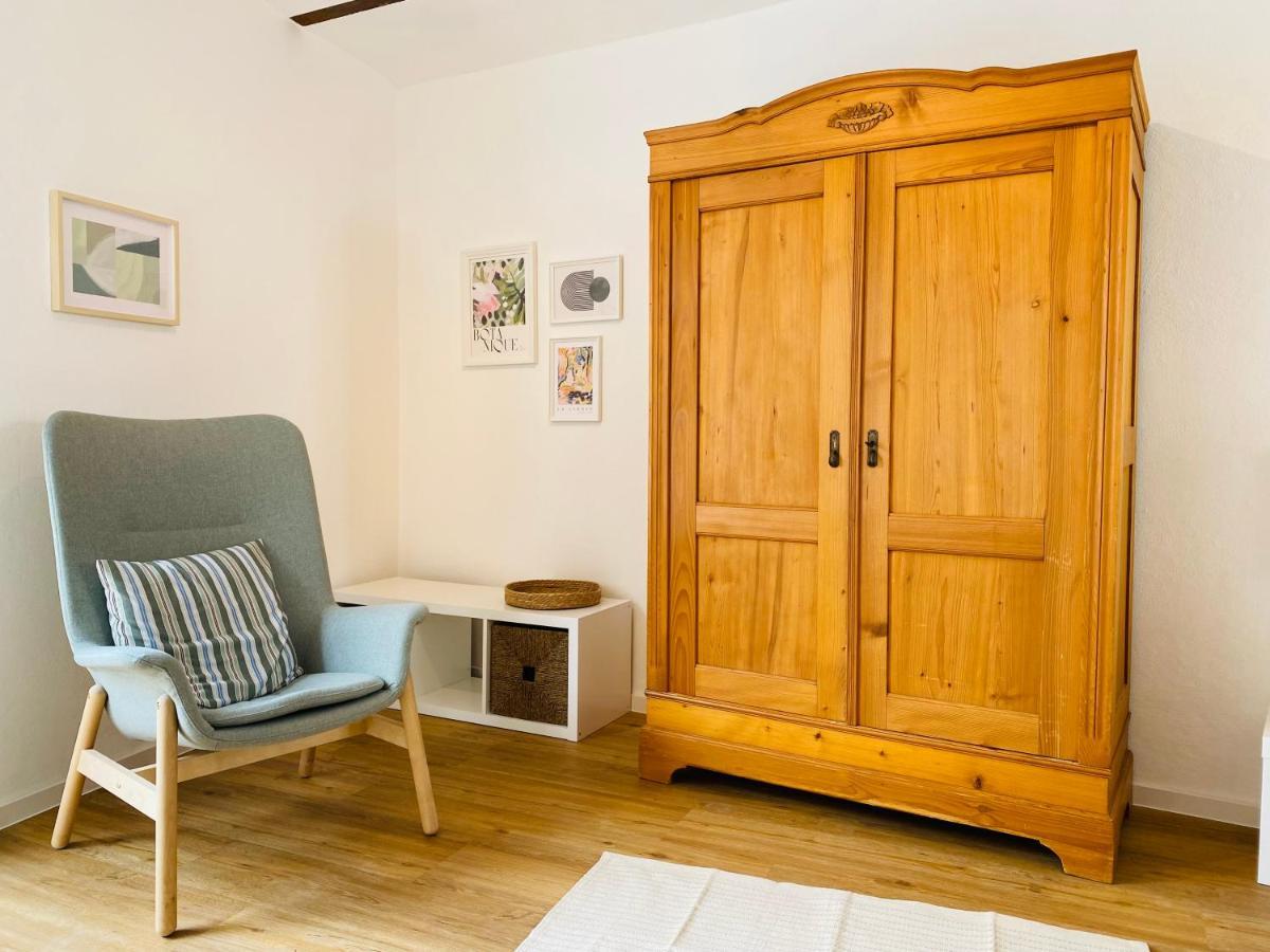 Restaurierter Altbau Mit Privatem Innenhof & Parkplatz Grossfischlingen Luaran gambar
