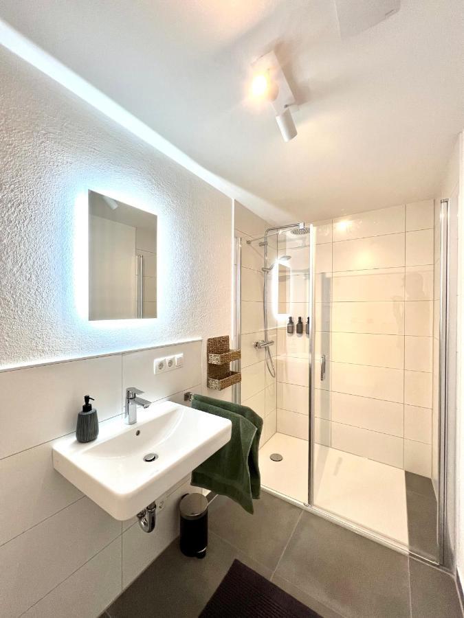Restaurierter Altbau Mit Privatem Innenhof & Parkplatz Grossfischlingen Luaran gambar